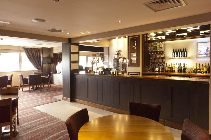 Premier Inn London Hanger Lane Kültér fotó